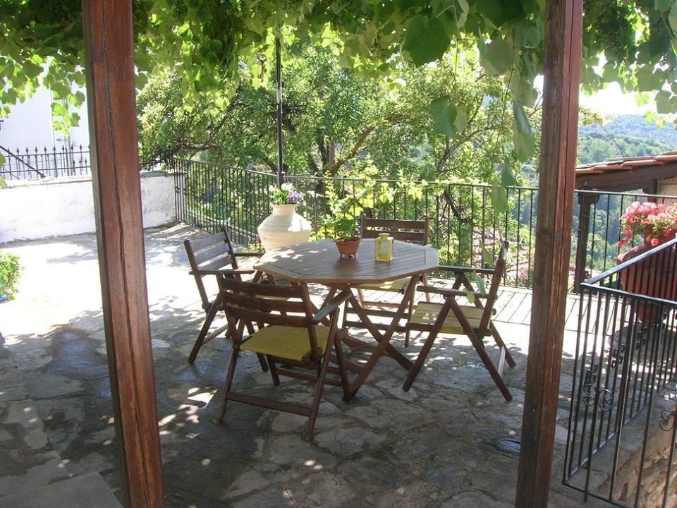 Athina'S House Guest House สกาลาโซติรอส ภายนอก รูปภาพ